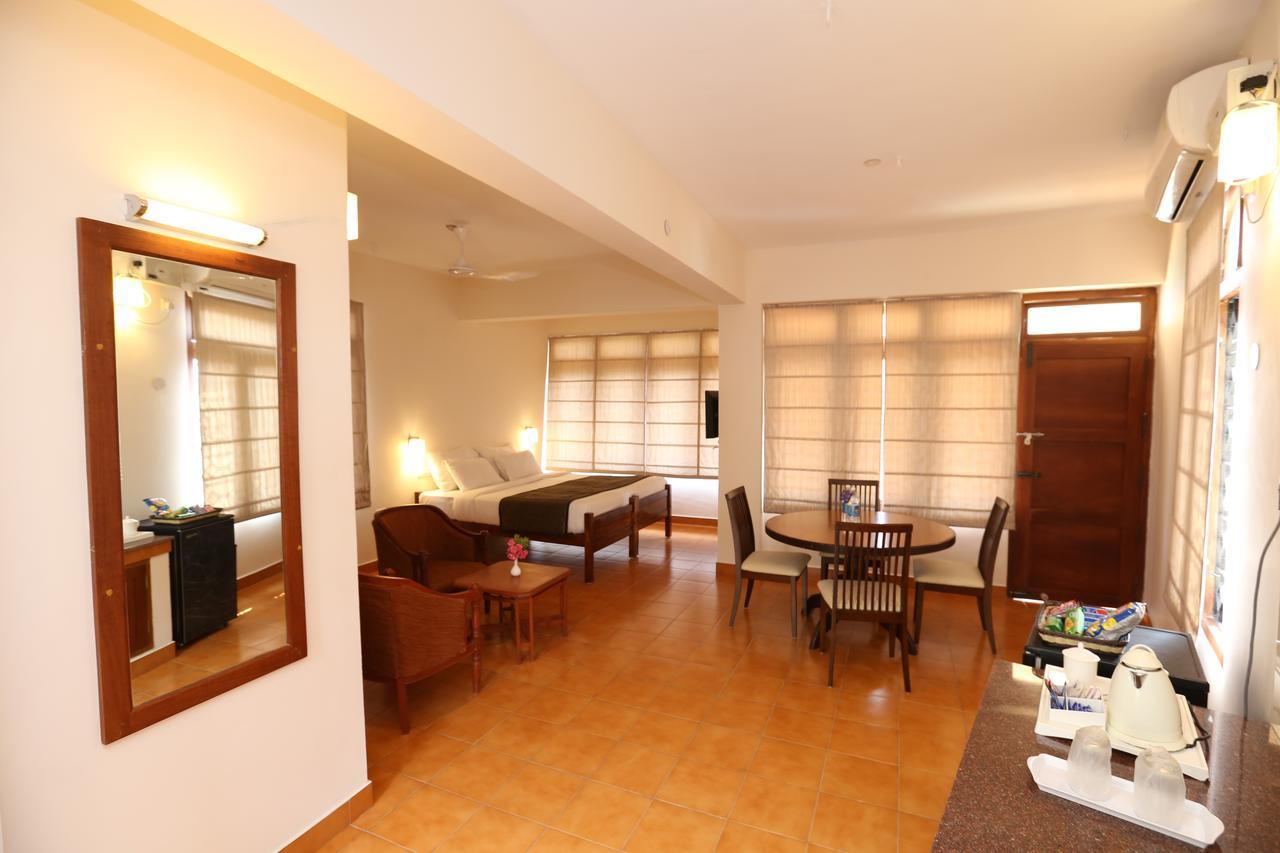 קובאלאם Abad Serviced Villas מראה חיצוני תמונה